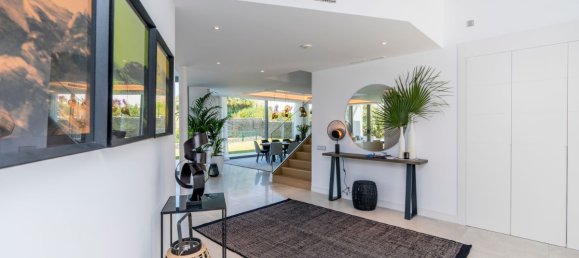 4 غرف نوم فيلا في Marbella, Spain رقم 4618 16