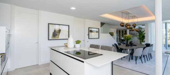 4 غرف نوم فيلا في Marbella, Spain رقم 4618 24