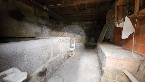 Дом с 6 спальнями в Оливейра ду Ошпитал, Португалия № 158105