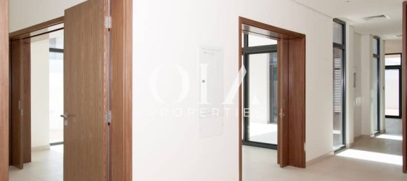 5 bedrooms Villa in Yas Island, UAE No. 20544 9