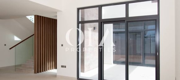 5 bedrooms Villa in Yas Island, UAE No. 20544 7