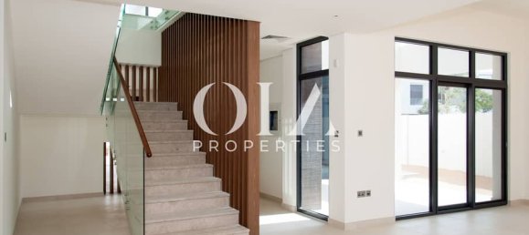 5 bedrooms Villa in Yas Island, UAE No. 20544 11