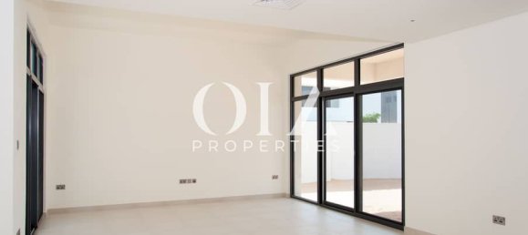 5 bedrooms Villa in Yas Island, UAE No. 20544 5