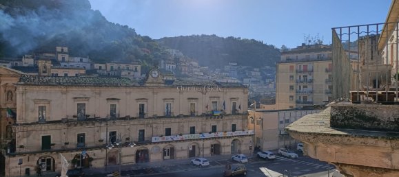 2 Schlafzimmer Penthouse in Modica, Italy, Nr. 90654 46