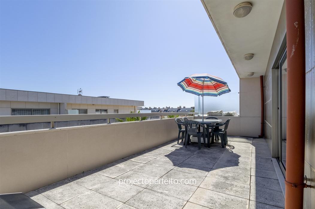 Дуплекс с 2 спальнями в Эшмориш, Португалия № 212003