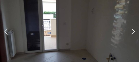 Квартира с 2 спальнями в Фонди, Италия № 29161 10