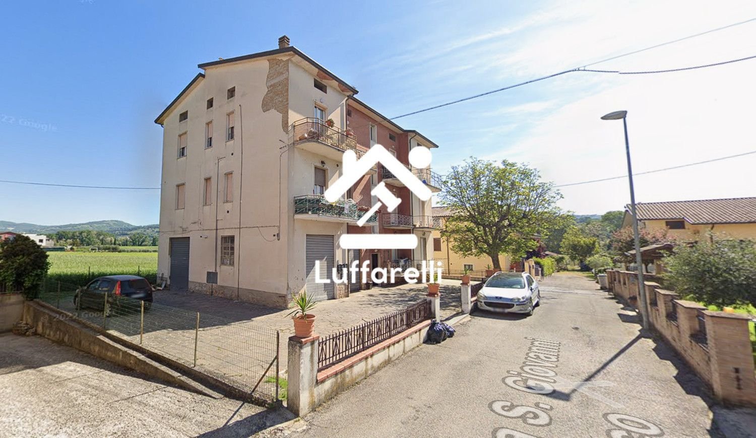 Apartamento de 7 habitaciónes en Assisi, Italy No. 42099