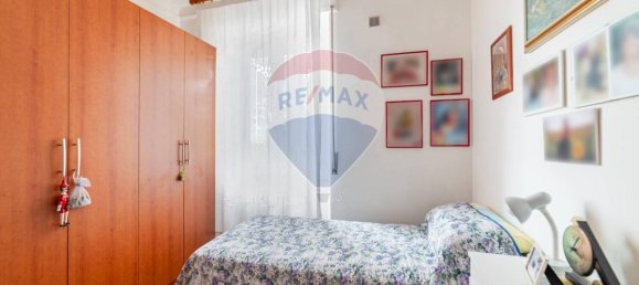 5 rooms Apartment in Monsano, Italy No. 3088 7