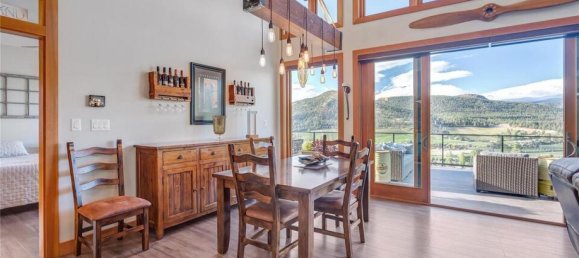 Casa de 3 dormitorios en British Columbia, Canada No. 1222 12