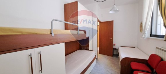 Apartamento de 2 dormitorios en Chieti, Italy No. 325901 15