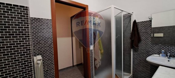 Apartamento de 2 dormitorios en Chieti, Italy No. 325901 18