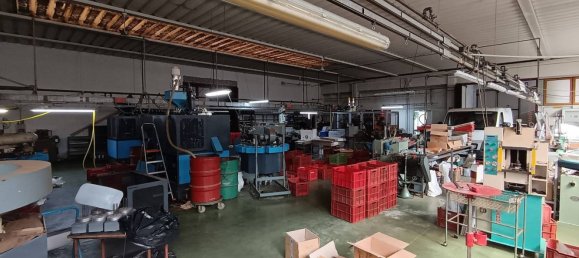 Entrepôt à Vigonovo, Italy 770m² No. 314079 2