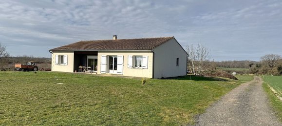 3 Schlafzimmer Haus in Charente, France, Nr. 317361 2