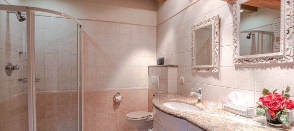 6 bedrooms Commercial property in Chamonix-Mont-Blanc, France No. 1080 16