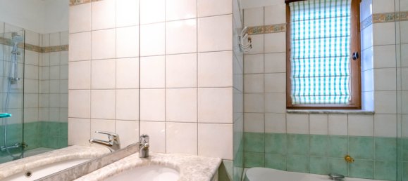 6 bedrooms Commercial property in Chamonix-Mont-Blanc, France No. 1080 11