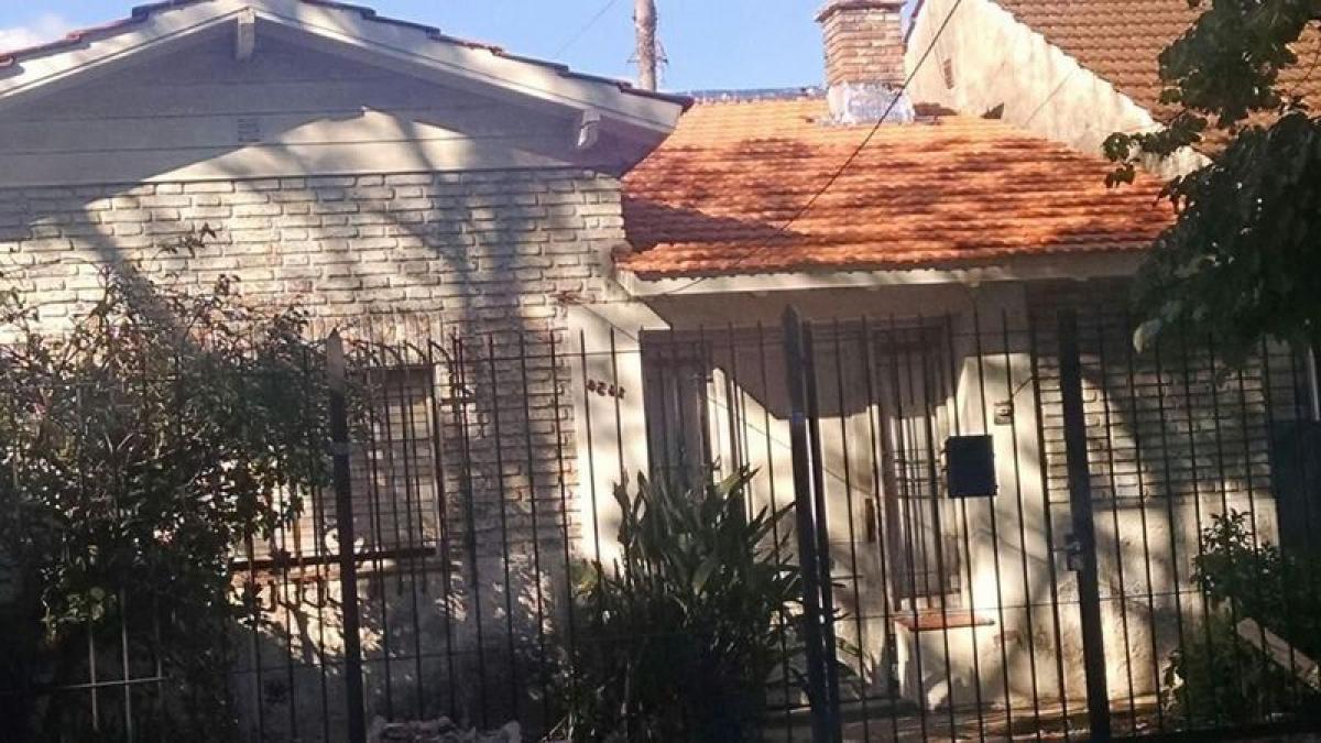 Casa T2 em Almirante Brown, Argentina N.º 90228