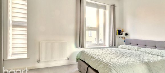 2 bedrooms House in Rainham, United Kingdom No. 4850 9