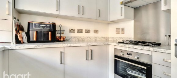 2 bedrooms House in Rainham, United Kingdom No. 4850 7