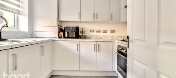 2 bedrooms House in Rainham, United Kingdom No. 4850 6