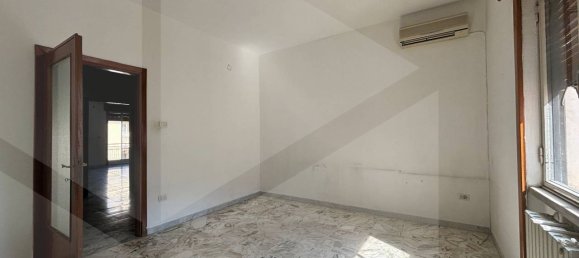 Квартира с 3 комнатами в Фоджа, Италия № 31384 17