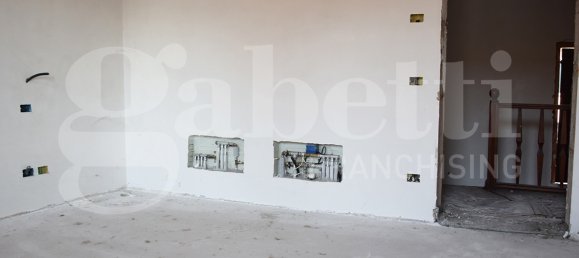 Квартира с 5 спальнями в Леньяро, Италия № 70775 9