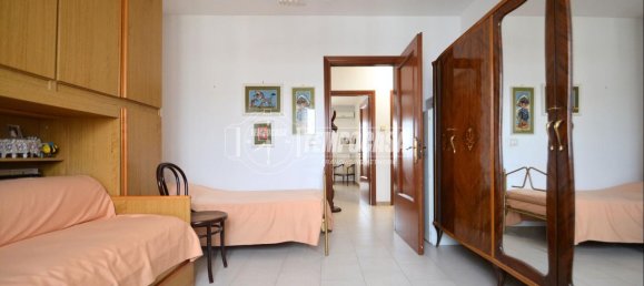 Apartamento de 3 divisões em Gioia del Colle, Italy N.º 42029 17