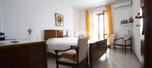 Apartamento de 3 divisões em Gioia del Colle, Italy N.º 42029 15