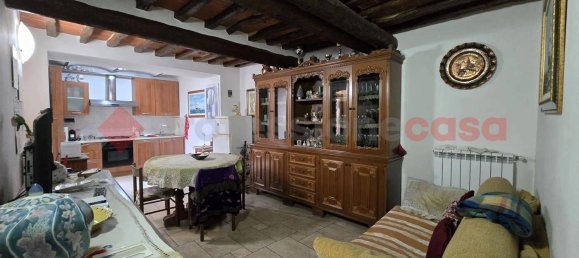 3 chambres Appartement à Arezzo, Italy No. 223771 2
