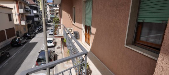 4 chambres Appartement à San Benedetto del Tronto, Italy No. 266298 3