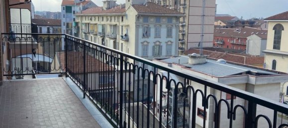7 rooms Penthouse in Alessandria, Italy No. 257190 2
