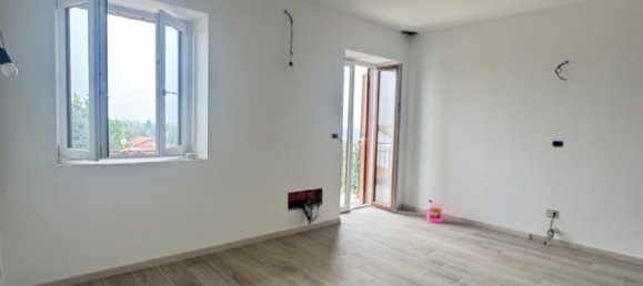 2 chambres Appartement à Como, Italy No. 311289 2