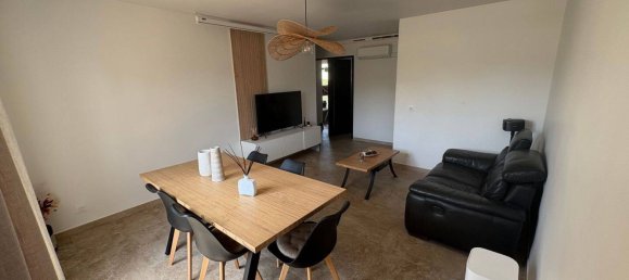 3 bedrooms Apartment in Aubagne, France No. 330555 2