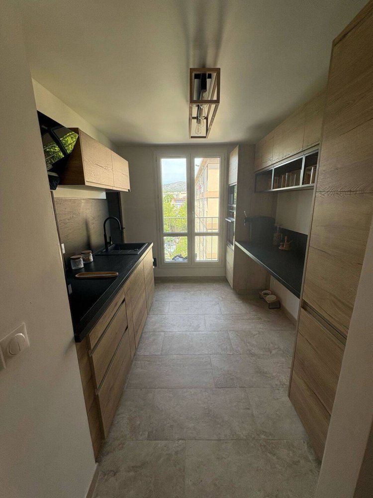 3 bedrooms Apartment in Aubagne, France No. 330555