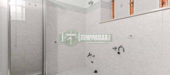 3 Schlafzimmer Haus in Zanica, Italy, Nr. 65757 9