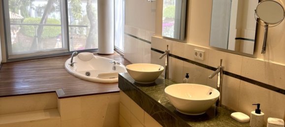 2 Schlafzimmer Villa in Marbella, Spain, Nr. 145879 13