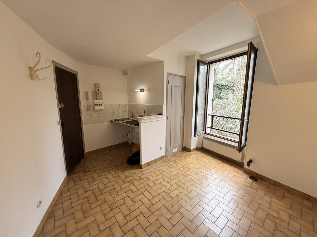 1 bedroom Apartment in Palaiseau, France No. 125037