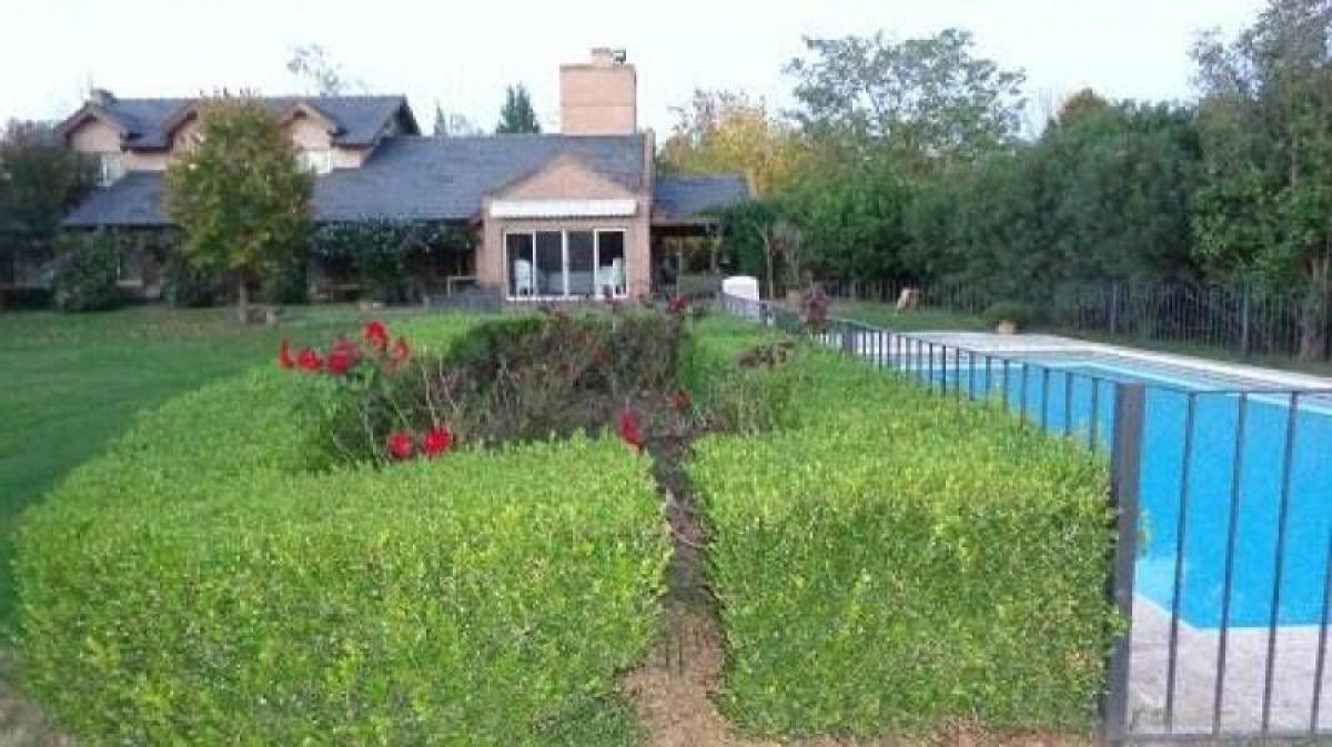 5 bedrooms House in Pilar, Argentina No. 57020