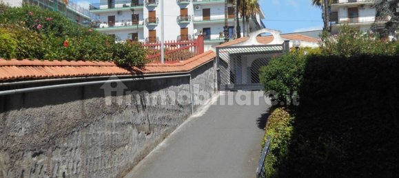 2 Schlafzimmer Wohnung in Tremestieri Etneo, Italy, Nr. 360354 12