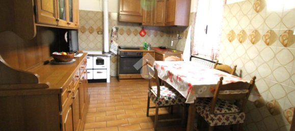 2 Schlafzimmer Haus in Forlì, Italy, Nr. 24757 4