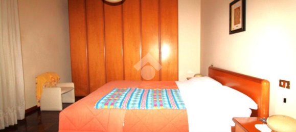 2 Schlafzimmer Haus in Forlì, Italy, Nr. 24757 6