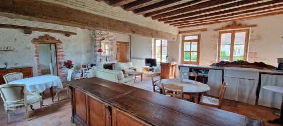 9 chambres Villa à Saint-Denis-en-Val, France No. 63545 4