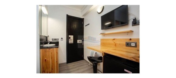 6 Schlafzimmer Gebäude in Amadora, Portugal, Nr. 97610 3