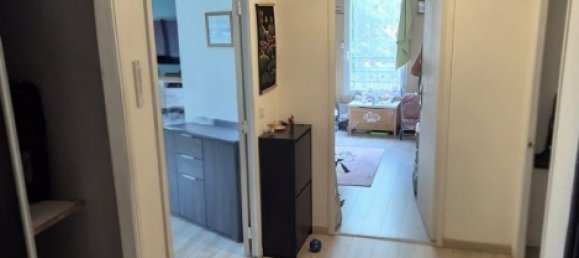 3 bedrooms Apartment in Trappes, France No. 296435 2