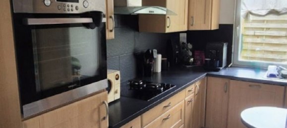 3 bedrooms Apartment in Trappes, France No. 296435 5