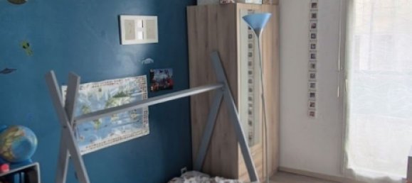 3 bedrooms Apartment in Trappes, France No. 296435 7