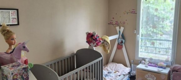 3 bedrooms Apartment in Trappes, France No. 296435 8