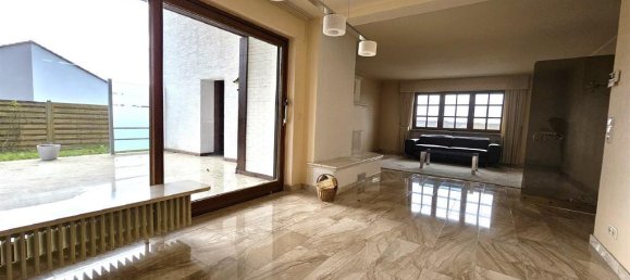 8-salle Maison de ville à Mainz-Bingen, Germany No. 201950 16