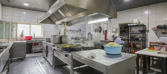 Дом с 5 спальнями в Гимарайнш, Португалия № 39160 28