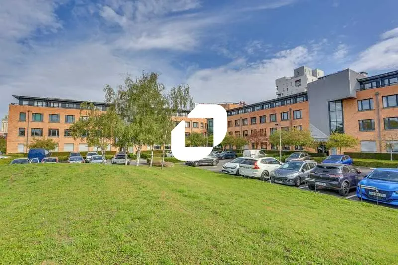 Bureau à Essonne, France 170m² No. 346113