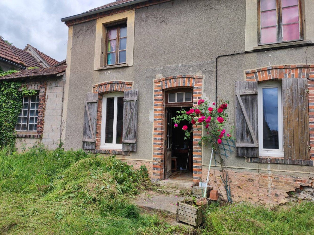 3 bedrooms House in Gallardon, France No. 153720